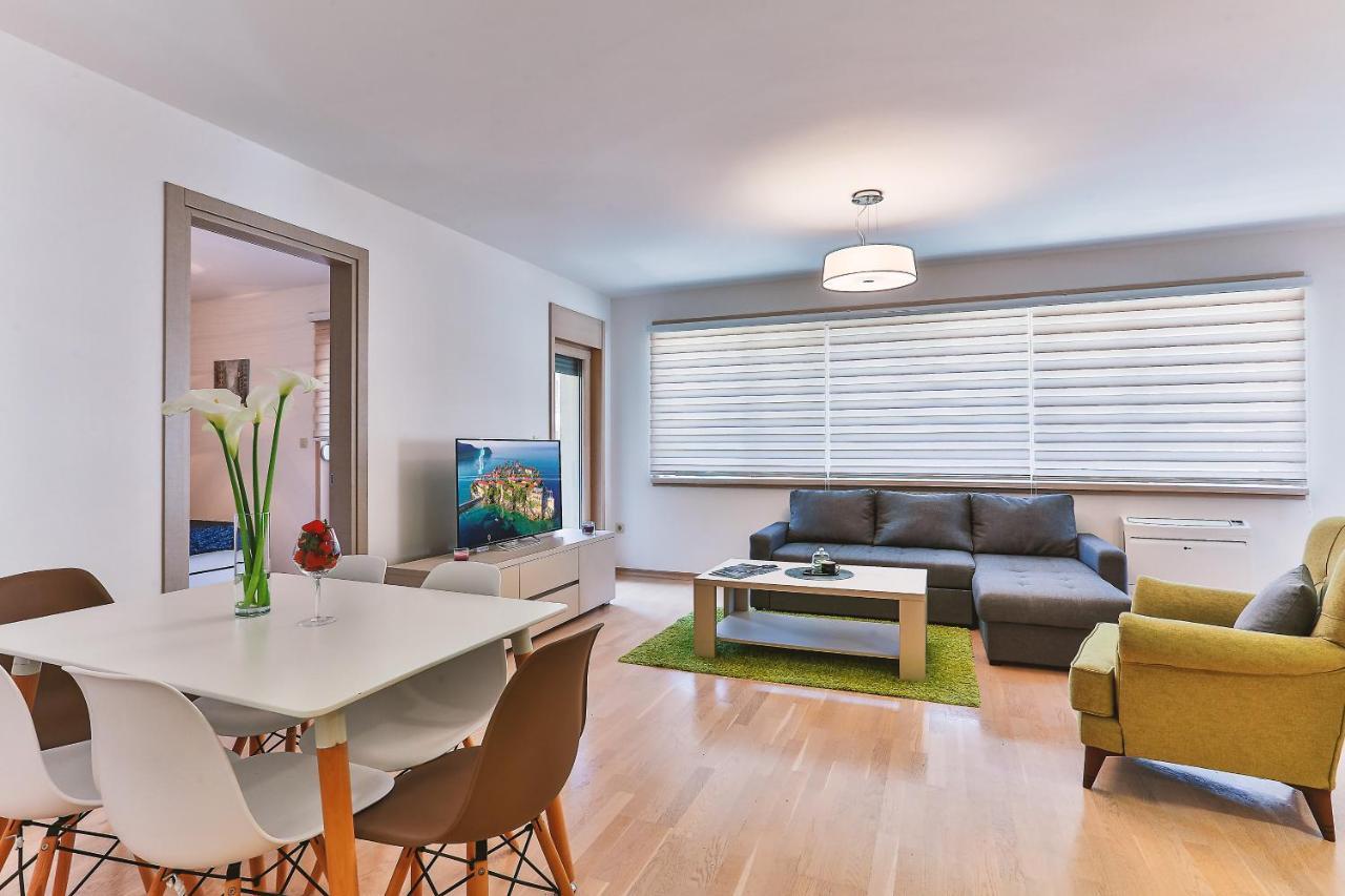 Luxury Fontana Apartments Будва Экстерьер фото
