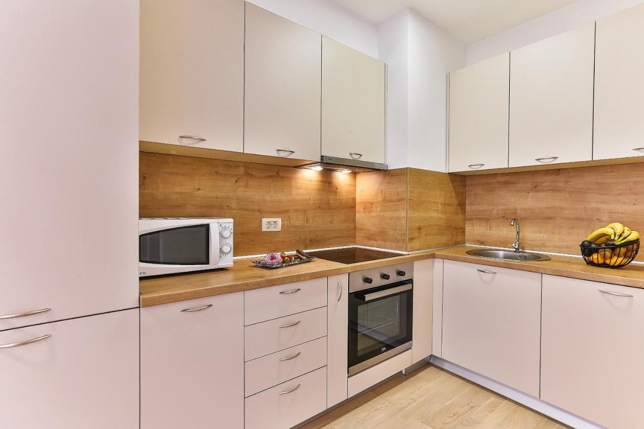 Luxury Fontana Apartments Будва Экстерьер фото