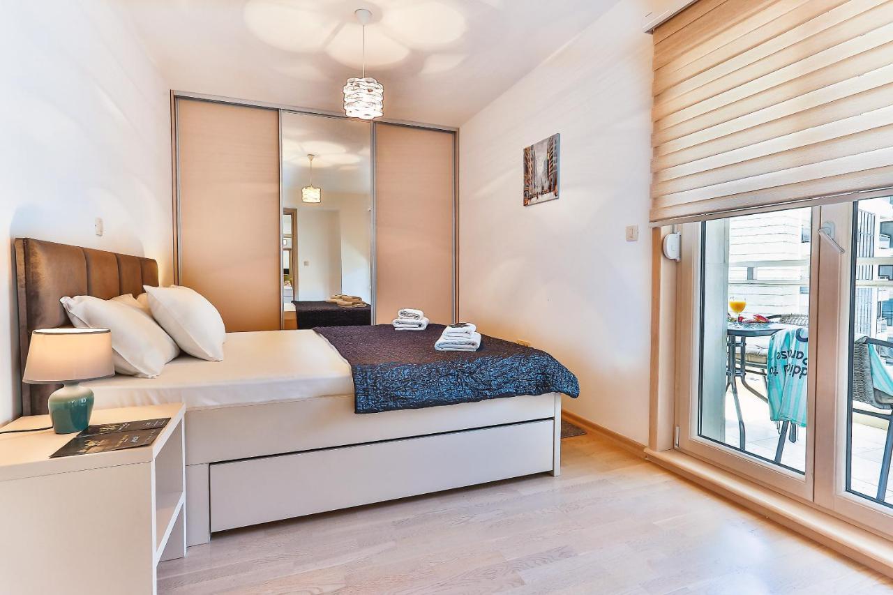 Luxury Fontana Apartments Будва Экстерьер фото