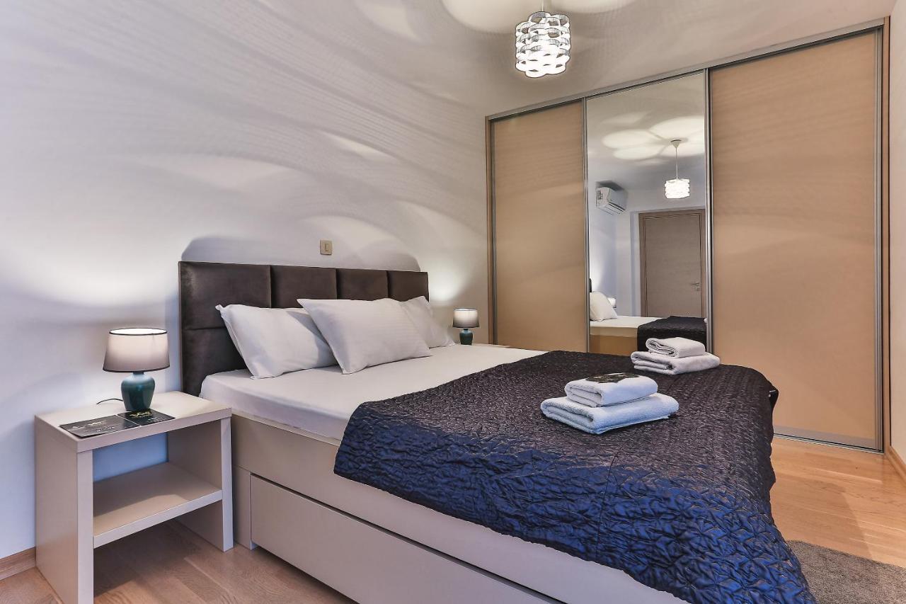 Luxury Fontana Apartments Будва Экстерьер фото