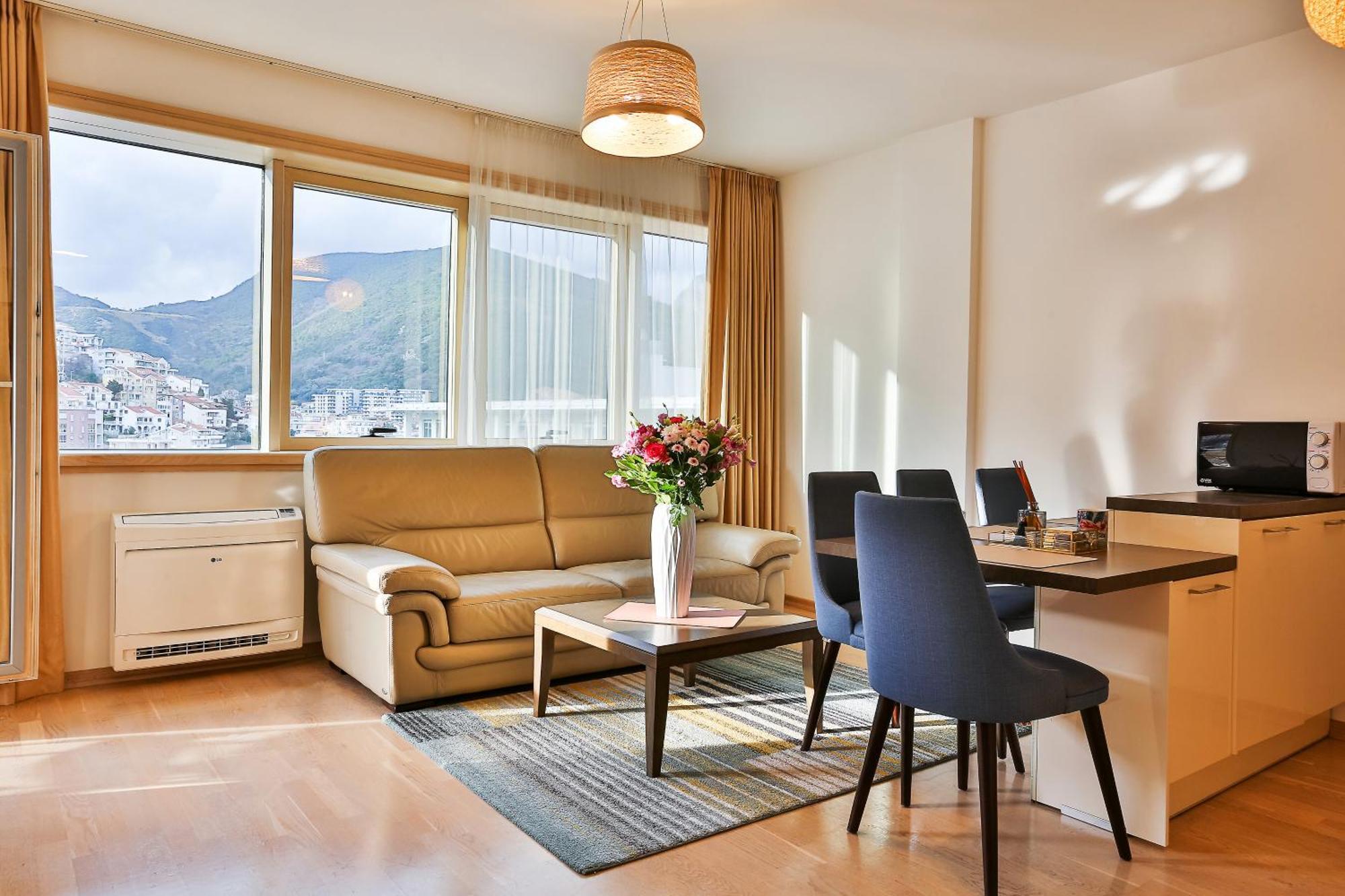 Luxury Fontana Apartments Будва Экстерьер фото