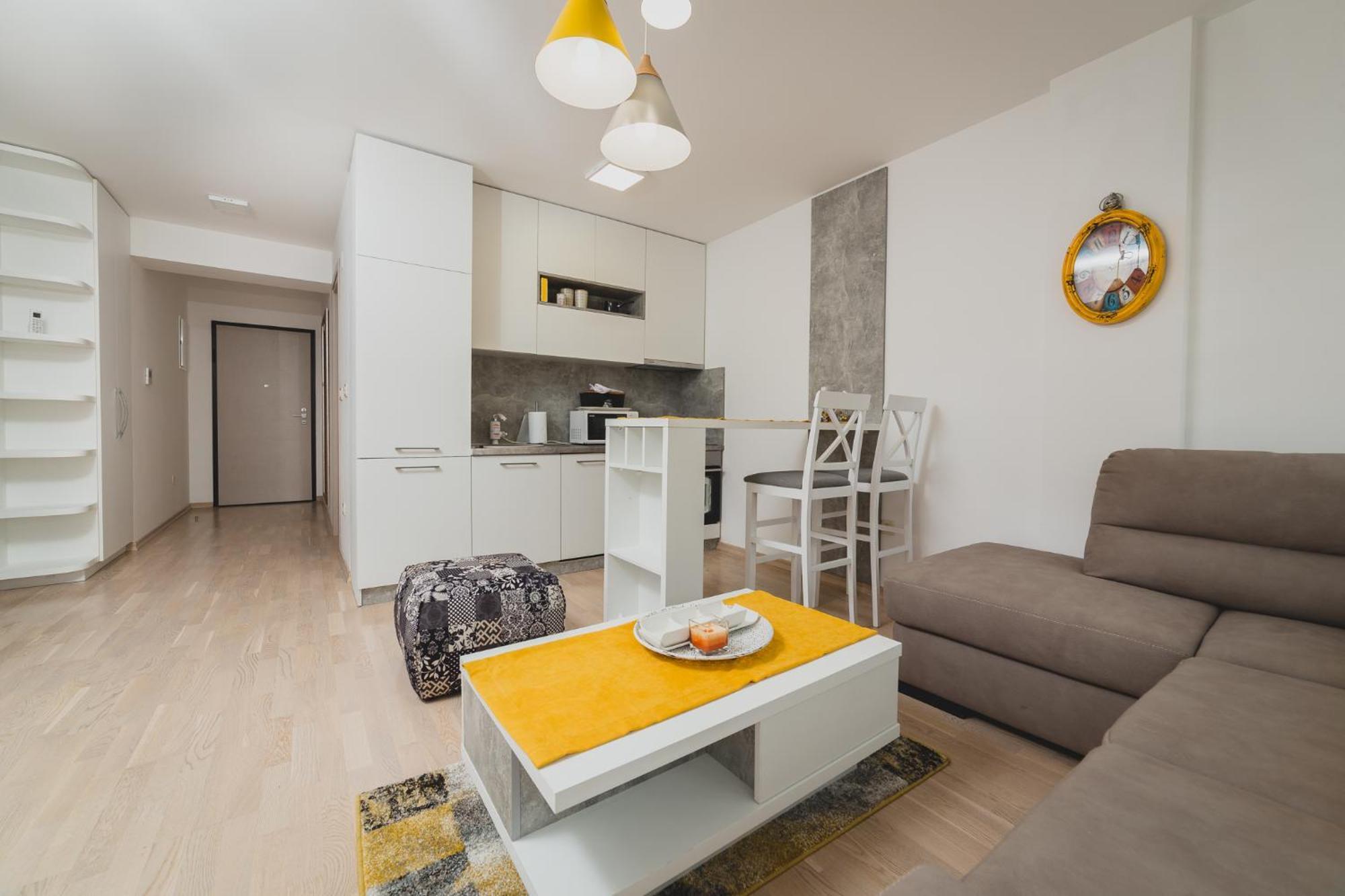 Luxury Fontana Apartments Будва Экстерьер фото