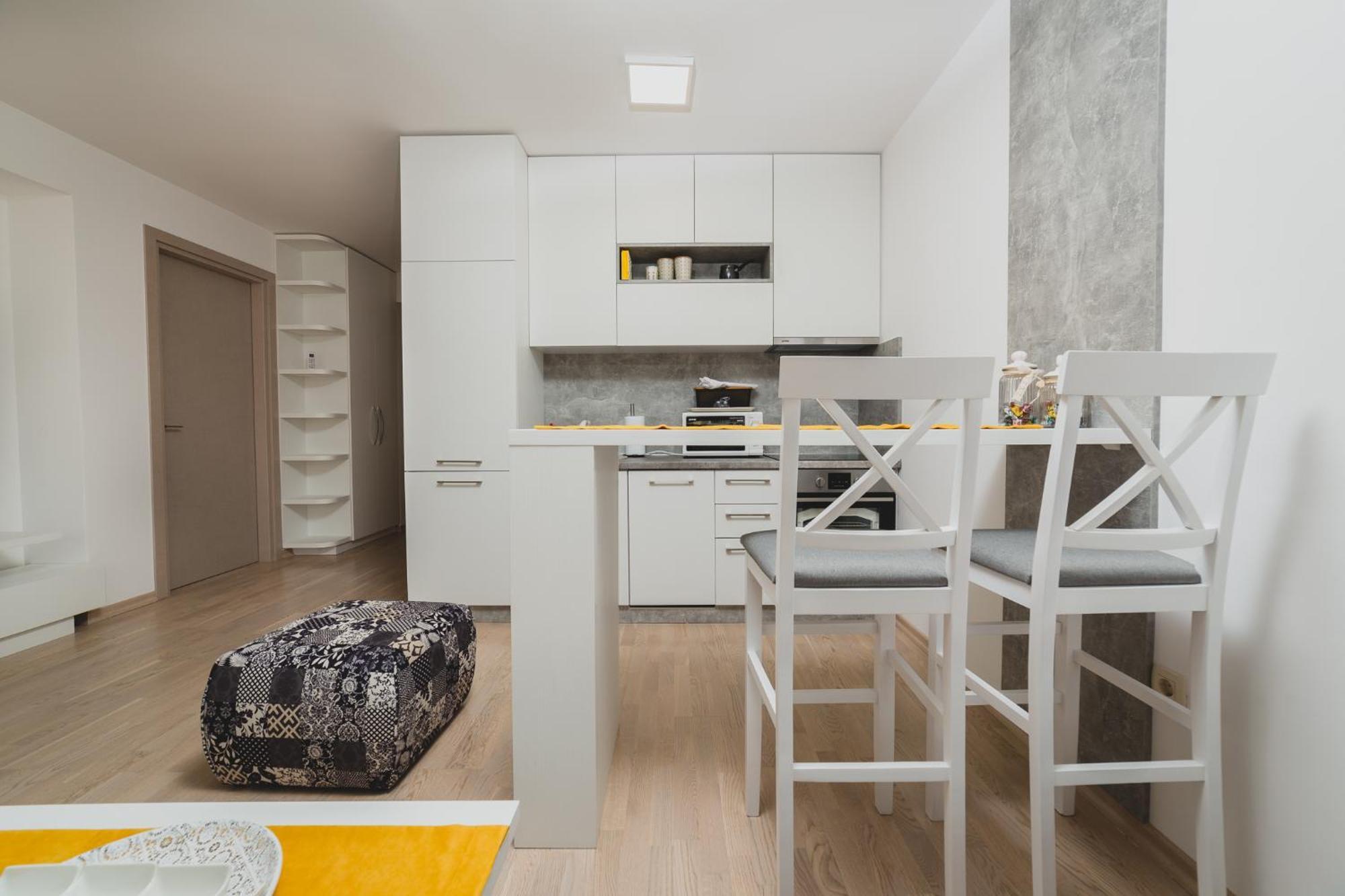 Luxury Fontana Apartments Будва Экстерьер фото