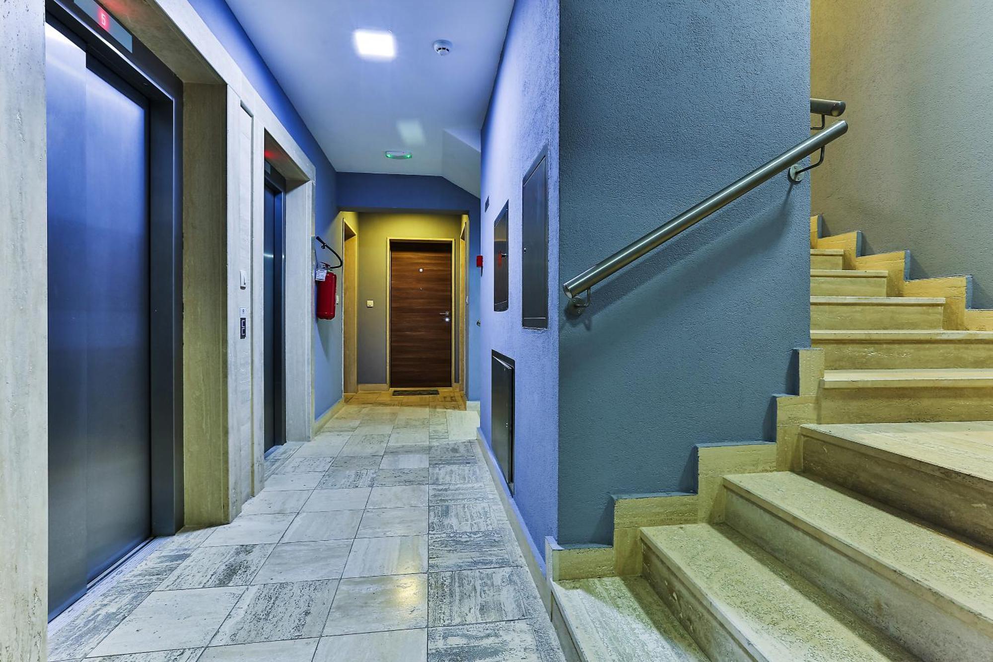 Luxury Fontana Apartments Будва Экстерьер фото