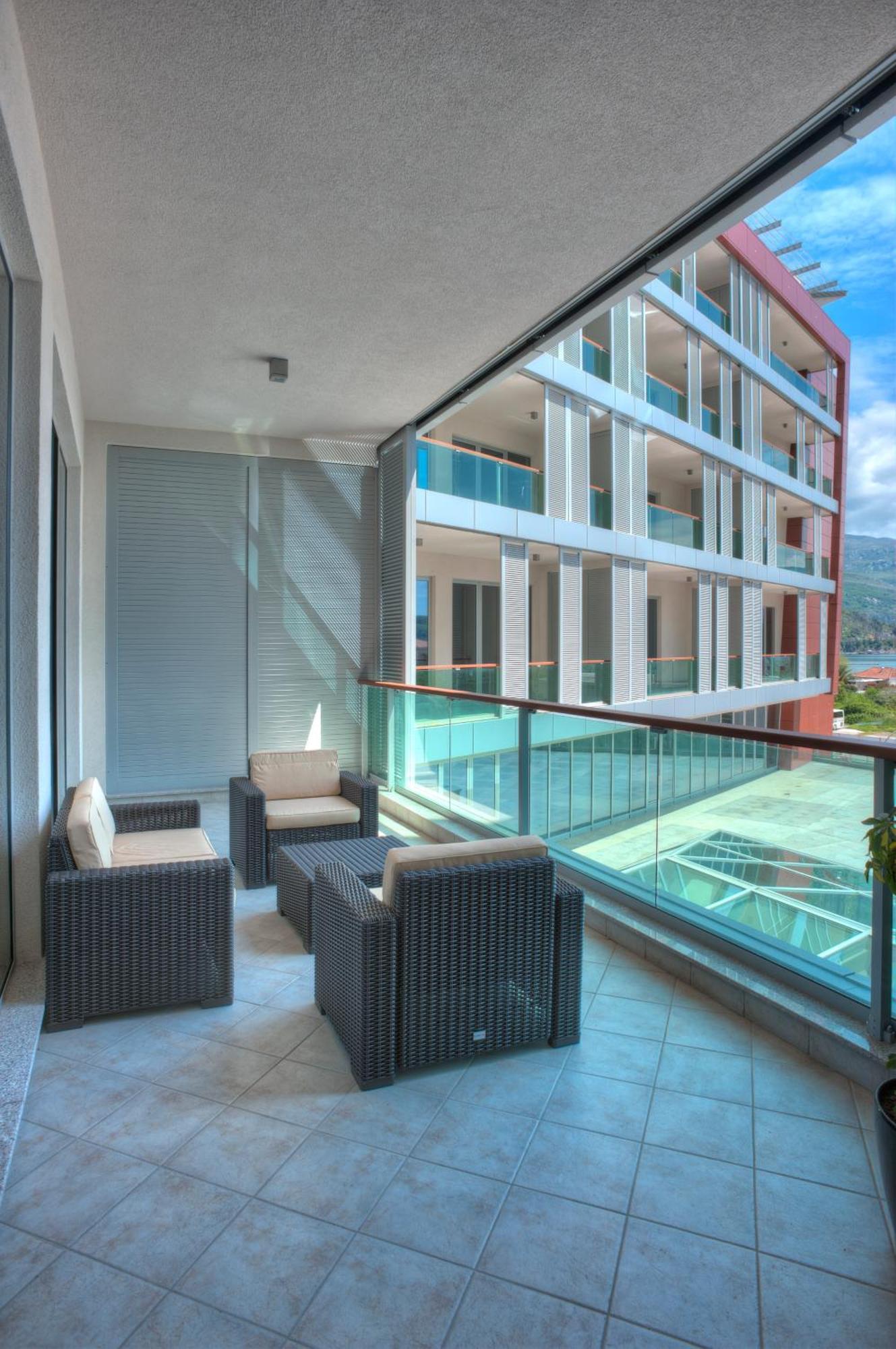 Luxury Fontana Apartments Будва Экстерьер фото