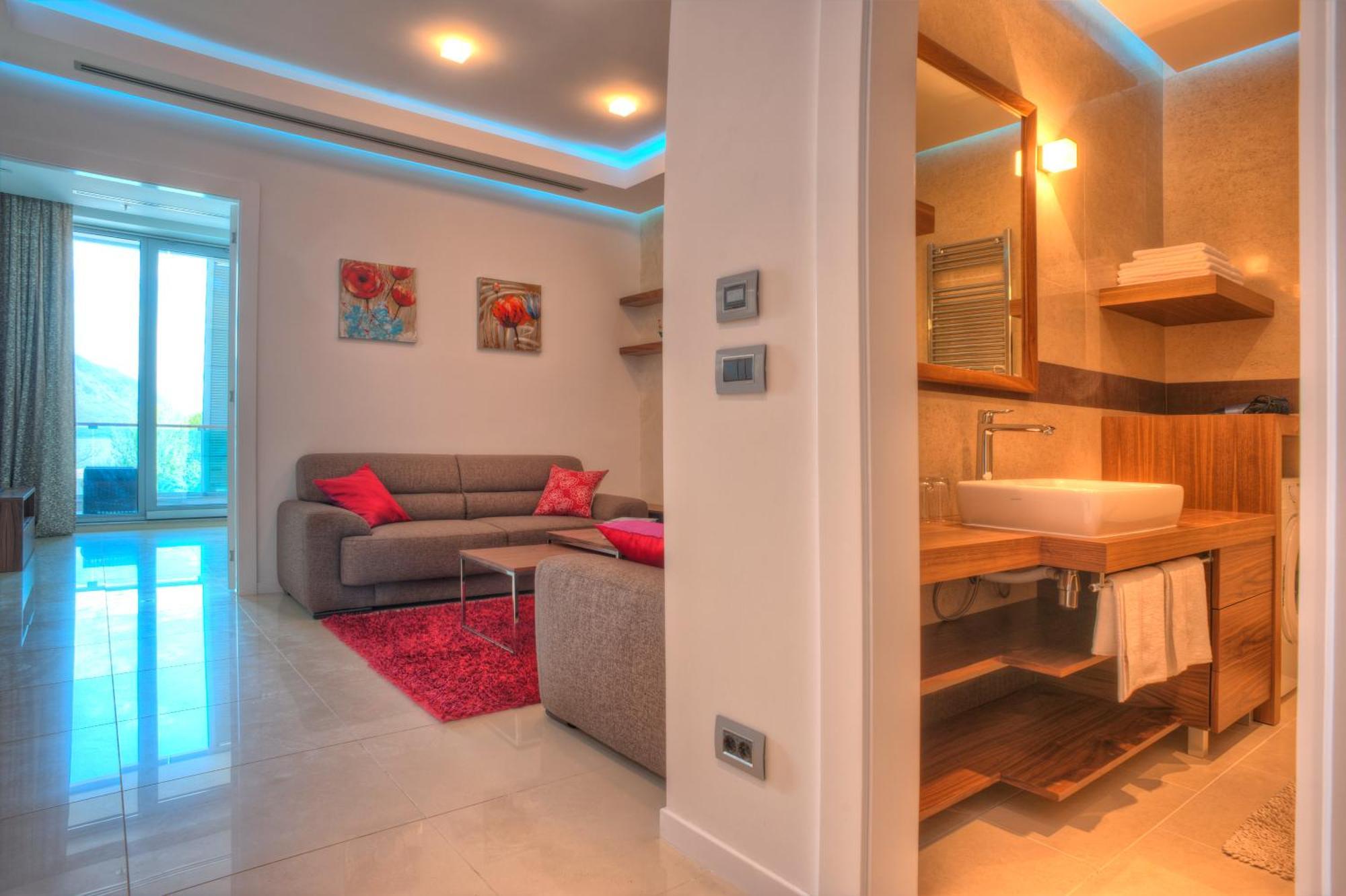 Luxury Fontana Apartments Будва Экстерьер фото