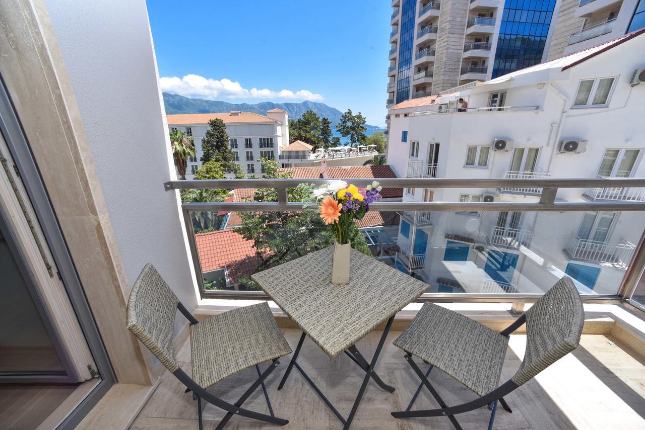 Luxury Fontana Apartments Будва Экстерьер фото